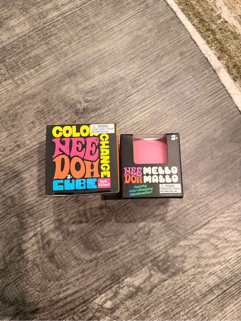 Needoh bundle: color change cube and mello mallo